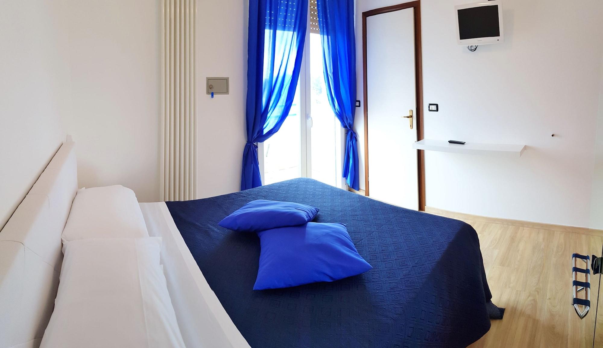 Hotel Mare Blu Pineto Exterior foto