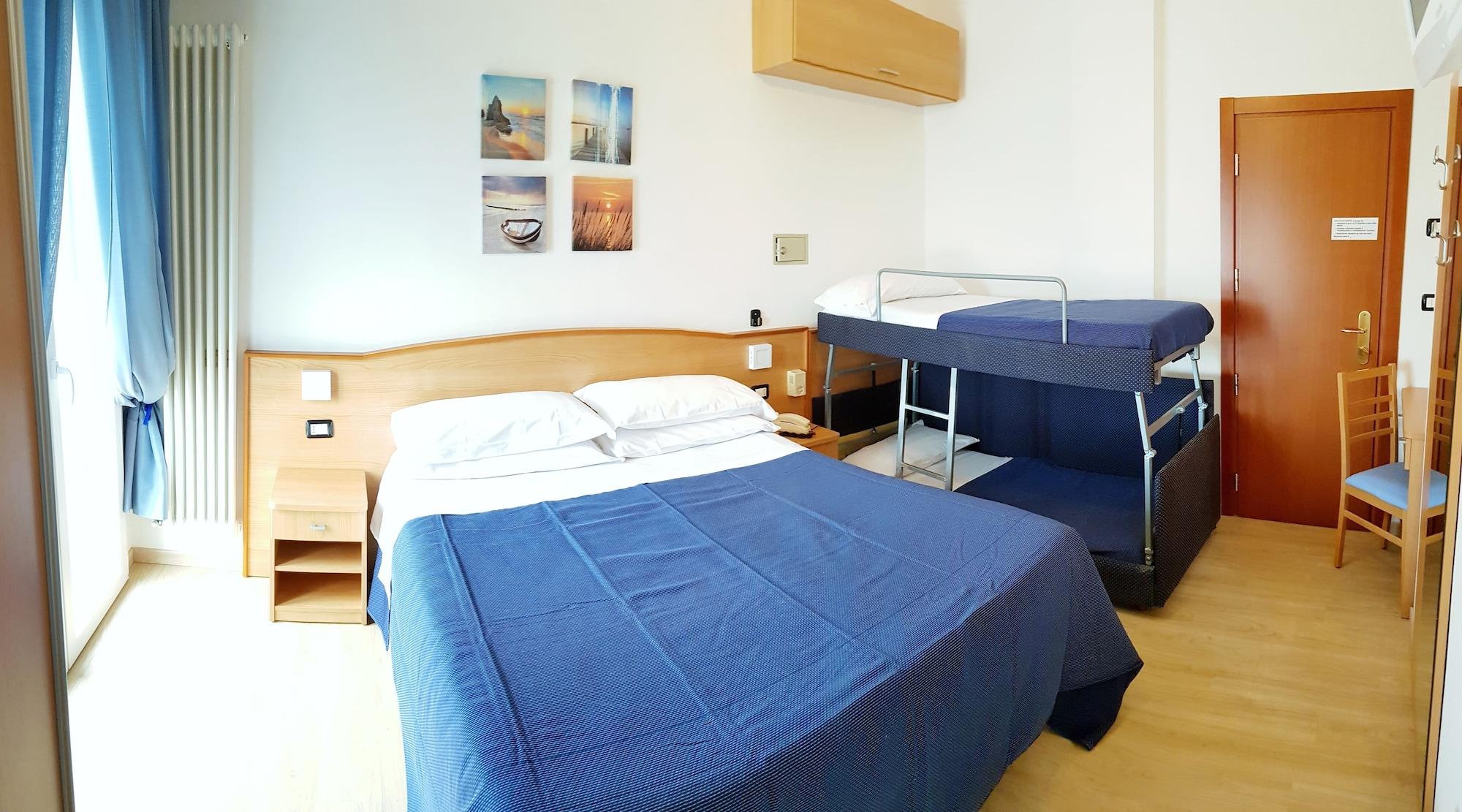 Hotel Mare Blu Pineto Exterior foto