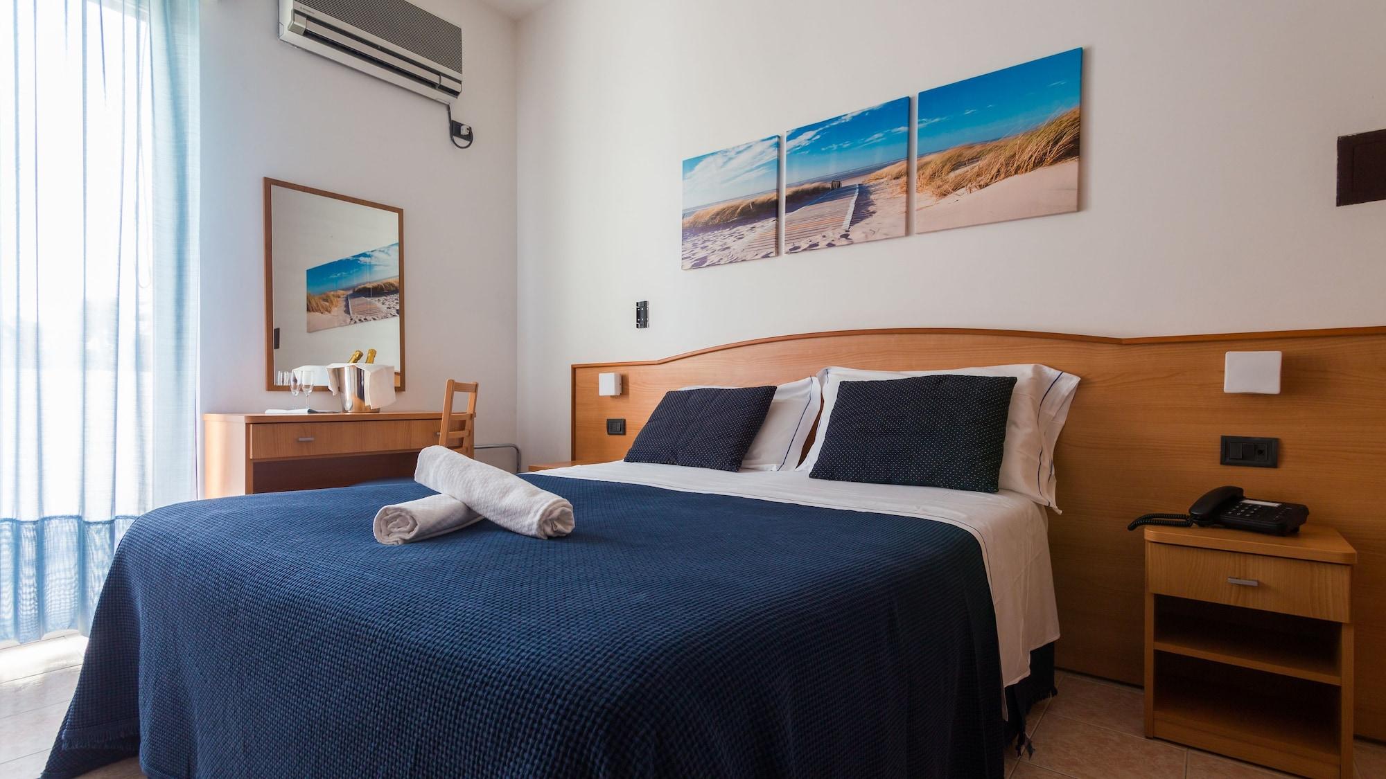 Hotel Mare Blu Pineto Exterior foto