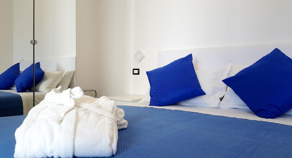 Hotel Mare Blu Pineto Exterior foto